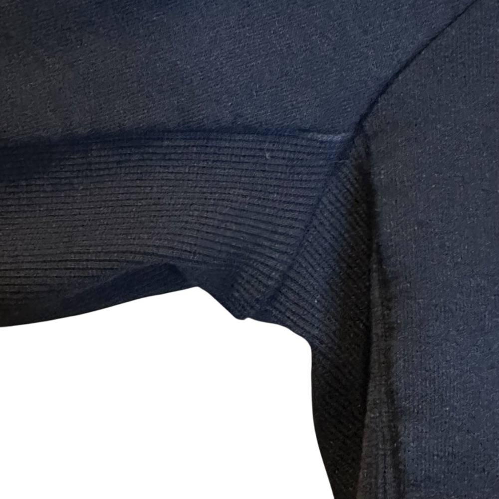 (Sold) Gymshark Cropped Pullover Hoodie-Black-Spellout Graphic-Small - Picture 6 of 13